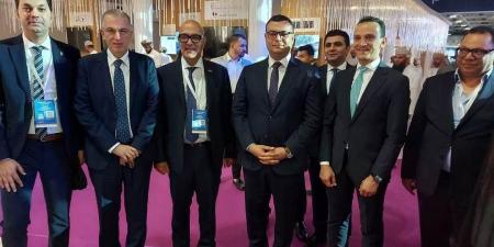 «الشربينى»
      خلال
      معرض
      «عمان
      العقاري»:
      شركات
      القطاع
      العقاري
      المصري
      شريك
      نجاح
      في
      سوق
      العقارات
      العماني