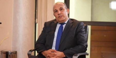 بلقشور
      يعدل
      عن
      رئاسة
      نادي
      الرجاء
