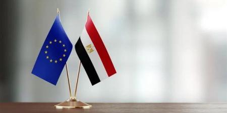 أوروبا
      تفتح
      خزائنها
      لمصر..
      4
      ...