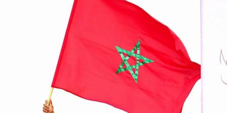 خمور
      بالنشيد
      الوطني
      تغلق
      ملهى