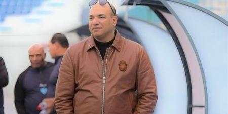 غزل
      المحلة
      يوضح
      حقيقة
      تلقيه
      عروضًا
      لبيع
      الجزار
      وبن
      شرقي
      للأهلي
      والزمالك