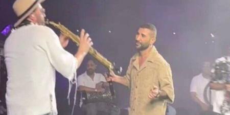 «اتغيرت
      خلاص»..
      أحمد
      سعد
      يتصدر
      المشهد
      بعد
      عودته
      من
      الحج
      «صور»