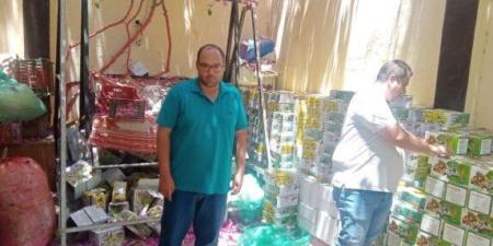 تموين
      بني
      سويف
      يضبط
      مصنعًا
      لإنتاج
      العصائر
      المقلدة
      بمركز
      ناصر