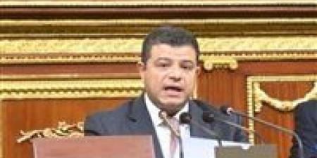 رئيس
      "اقتصادية
      النواب":
      الموازنة
      العامة
      للدولة
      من
      حيث
      الشكل
      "مقبولة"