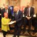 وزير
      العمل
      ومحافظ
      القاهرة
      يسلمان
      64
      عقد
      عمل
      لذوي
      الهمم
      في
      شركات
      خاصة