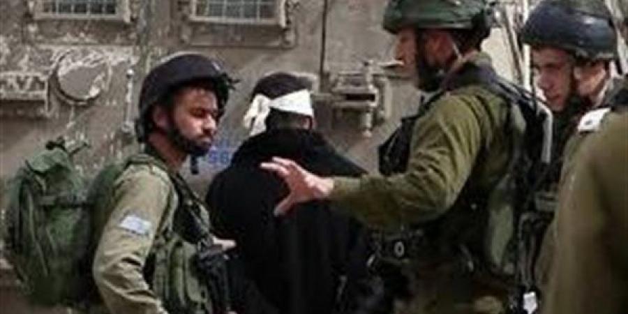 شؤون الأسرى: إدارة سجون الاحتلال تشن حربًا نفسية وجسدية بحق الفلسطينيين