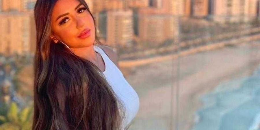 بملابس رياضية.. سارة سلامة تشارك جمهورها بصورة داخل الجيم