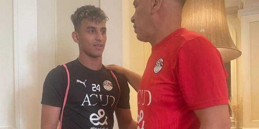 احمد عيد يصل معسكر منتخب مصر قبل السفر إلى بتسوانا