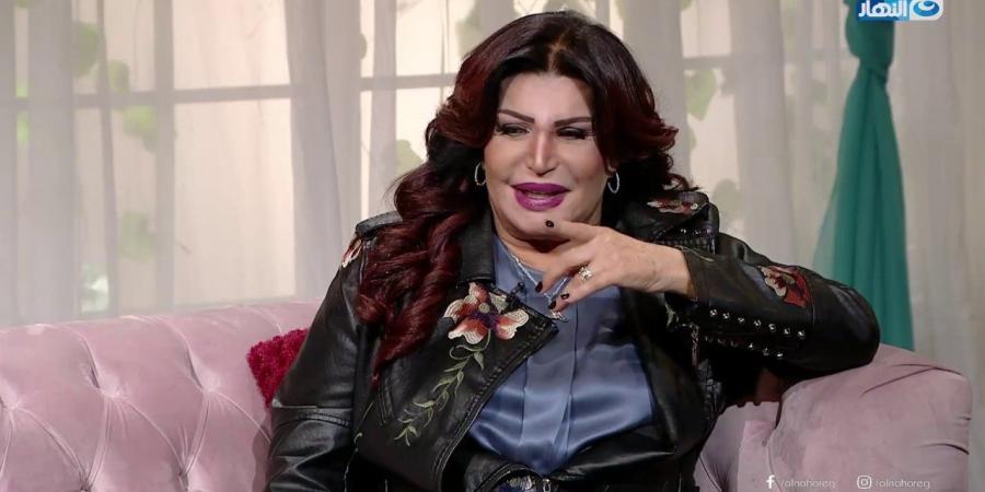 حقيقة تأمين الفنانة نجوى فؤاد على قدميها بمبلغ مليون جنيه