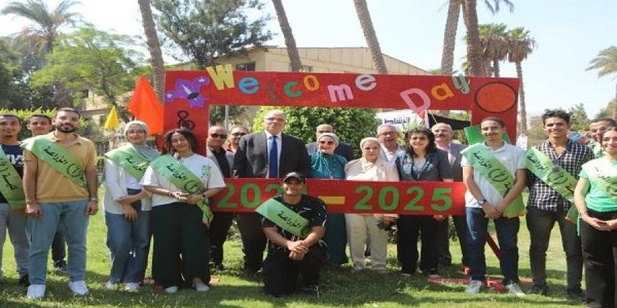 عمداء كليات جامعة القاهرة يستقبلون الطلاب الجدد بأنشطة تعريفية مميزة مع انطلاق العام الدراسي