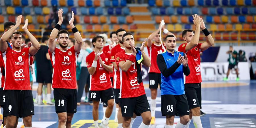 الخطيب يهنئ «رجال اليد» بعد الفوز على برشلونة والتتويج ببرونزية كأس العالم