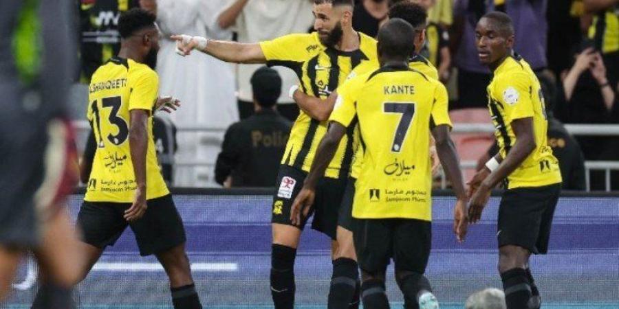 بث مباشر.. مشاهدة مباراة الإتحاد والأخدود في دوري روشن السعودي للمحترفين