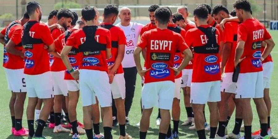 منتخب مصر يخوض مرانه الأخير قبل السفر إلى موريتانيا  (صور)