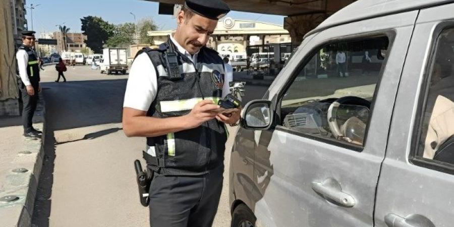 تجاوز سرعة وسير دون ترخيص، ضبط مخالفات مرورية متنوع خلال 24 ساعة