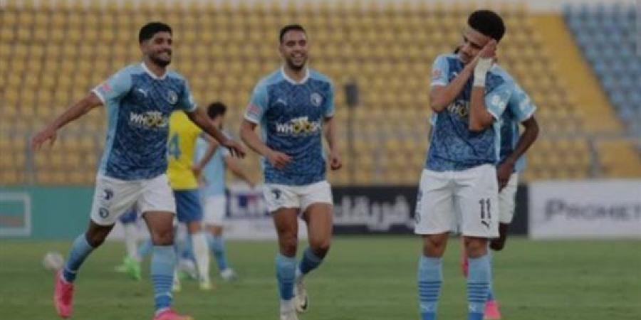 تشكيل
      بيراميدز
      لمواجهة
      الزمالك
      في
      كأس
      السوبر