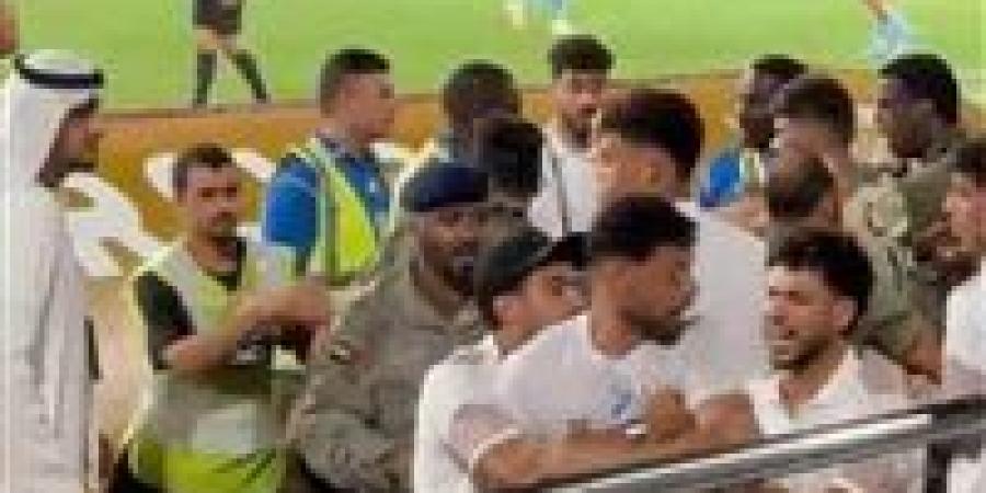 رسميًا..
      الزمالك
      يبحث
      الانسحاب
      من
      كأس
      السوبر