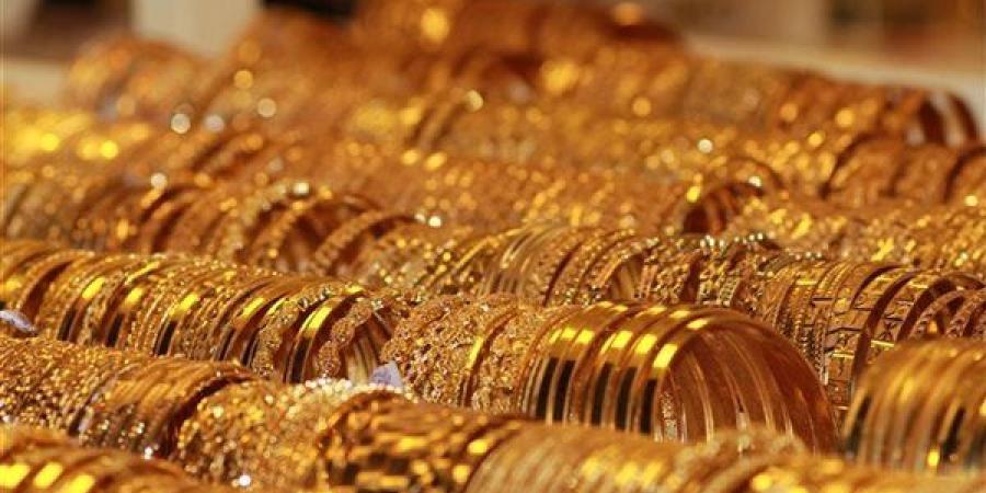 سعر
      الذهب
      عيار
      18
      يسجل
      3183
      جنيها
      اليوم
      22-10-2024