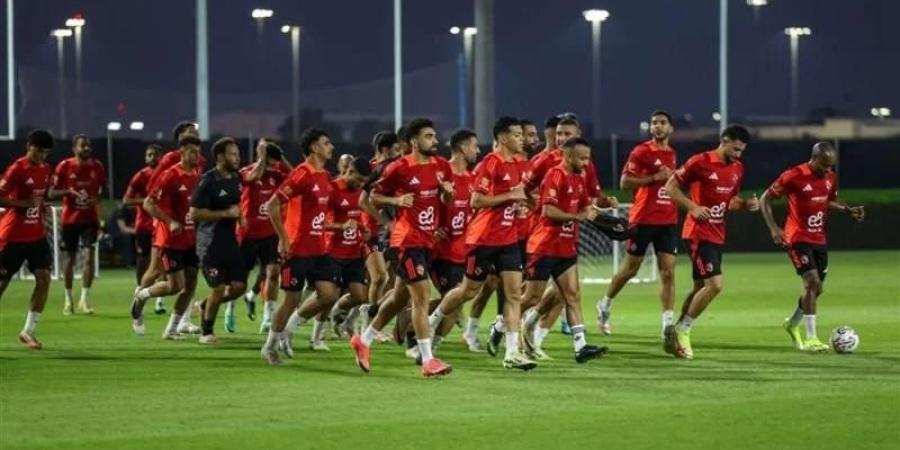 الأهلي
      ينهي
      مرانه
      الأول
      استعدادا
      لمواجهة
      الزمالك