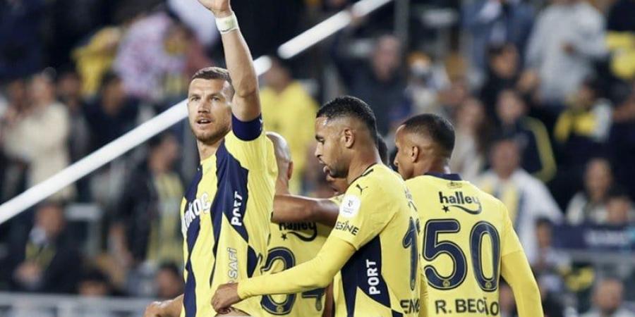 النصيري
      يستعيد
      التوهج
      في
      تركيا