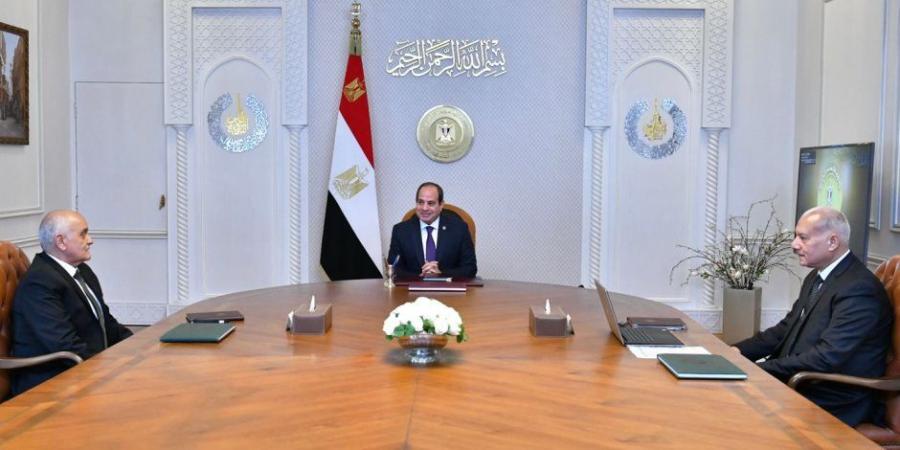 الرئيس السيسي يوجه بتقديم الخدمة العلاجية بالمجان للمستفيدين من صندوق تكريم الشهداء والمصابين من المدنيين