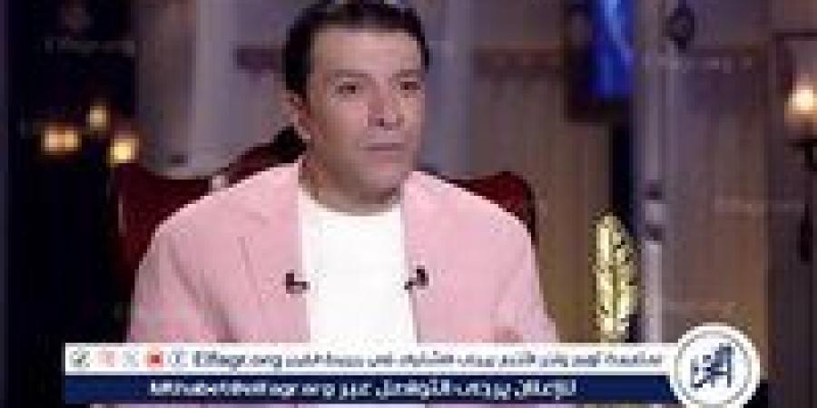 مصطفى
      كامل
      يطمئن
      جمهوره
      على
      حالته
      الصحية:
      أنا
      بخير