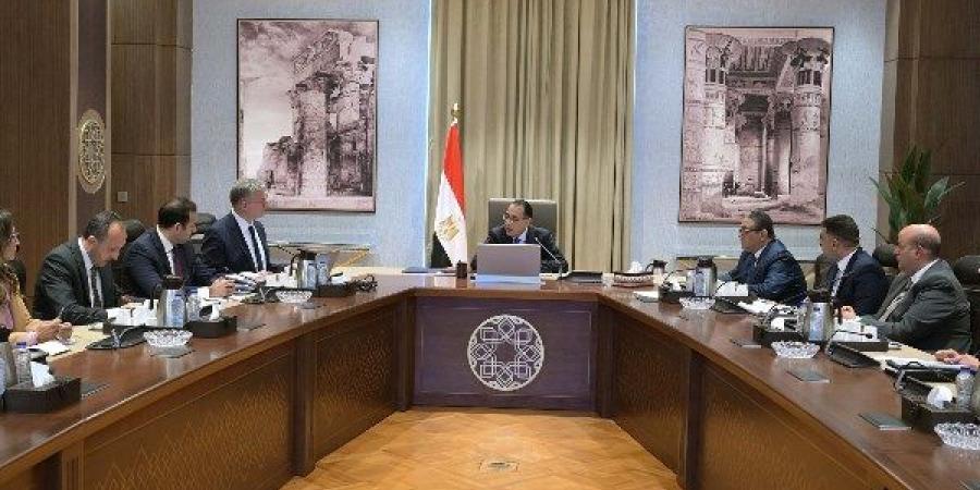 بيان حكومي مهم بشأن طرح مزايدات للبحث عن الذهب والمعادن المصاحبة