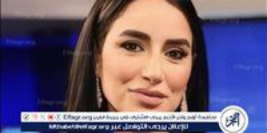 جوري
      بكر
      تنهار
      من
      البكاء
      بسبب
      نجلها
      بعد
      الطلاق