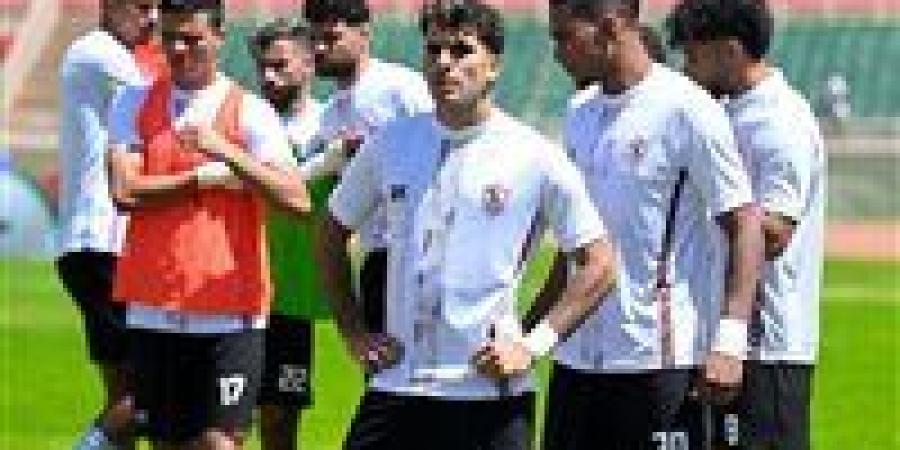 فريق
      بالكامل:
      غيابات
      الزمالك
      أمام
      النصر
      الليبي
      في
      مباراة
      اعتزال
      خالد
      حسين