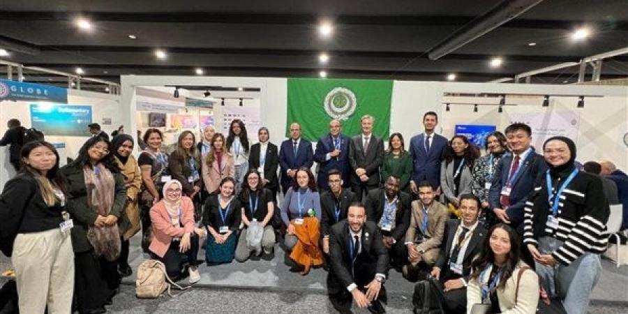 الجامعة
      البريطانية
      في
      مصر
      تقود
      تمكين
      الشباب
      في
      قمة
      المناخ
      COP29
      بأذربيجان