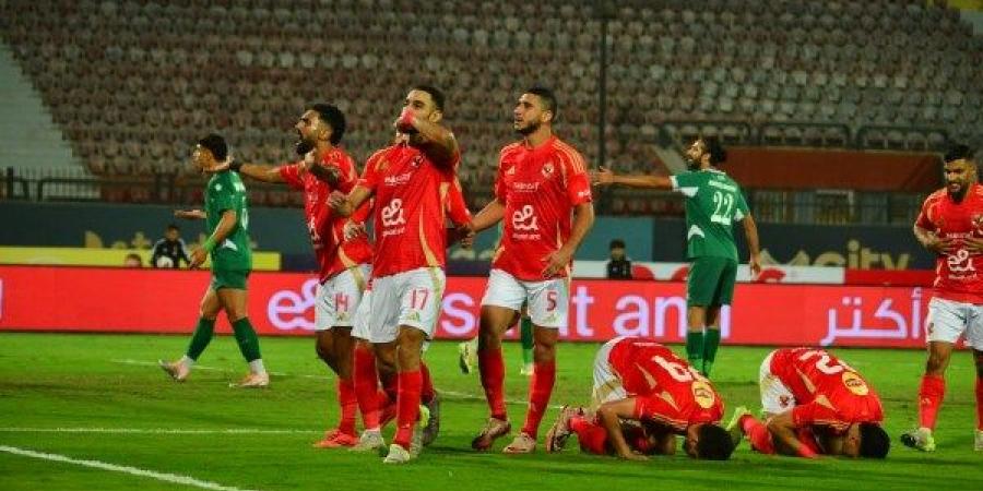 ركلة جزاء.. عمرو السولية يسجل هدف التقدم للأهلي أمام الاتحاد السكندري