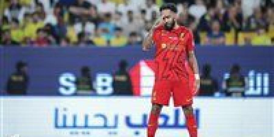 دوري
      روشن
      السعودي:
      القادسية
      ينتصر
      على
      النصر
      (1/2)
      وأهلي
      جدة
      يفوز
      على
      الفيحاء
      (0/1)
      والأخدود
      يتعادل
      مع
      الشباب
      (1/1)