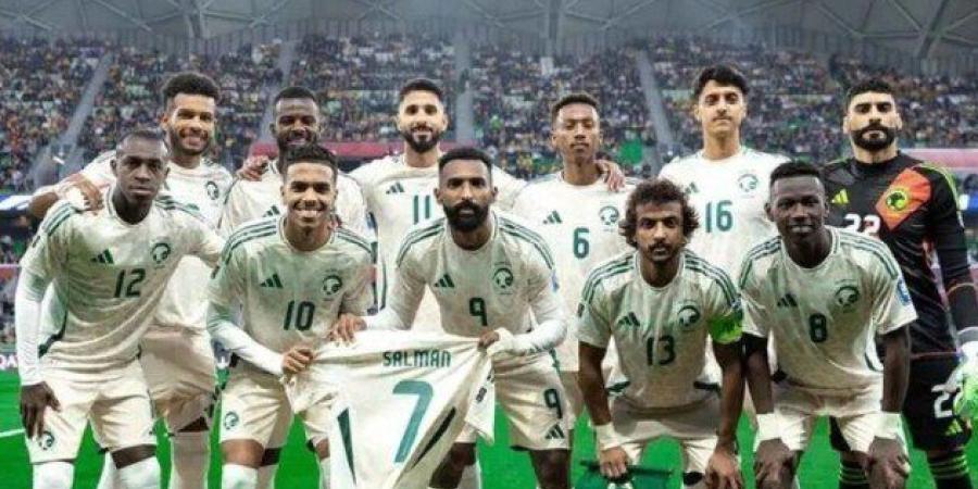 استقالة
      مدير
      المنتخب
      السعودي
      من
      منصبه