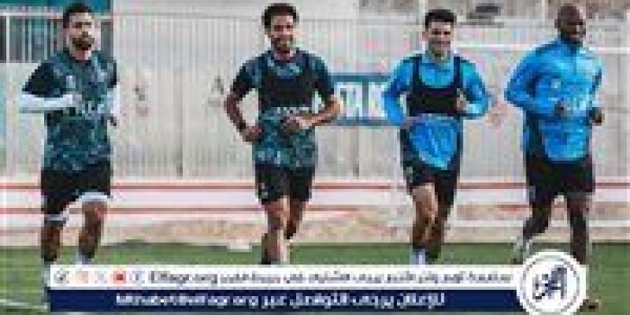 الزمالك
      يواجه
      "البلاك"..
      ويتخطى
      الغيابات
      والأحزان