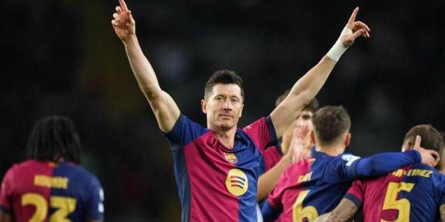 برشلونة
      يواجه
      لاس
      بالماس
      اليوم
      في
      الدوري
      الإسباني