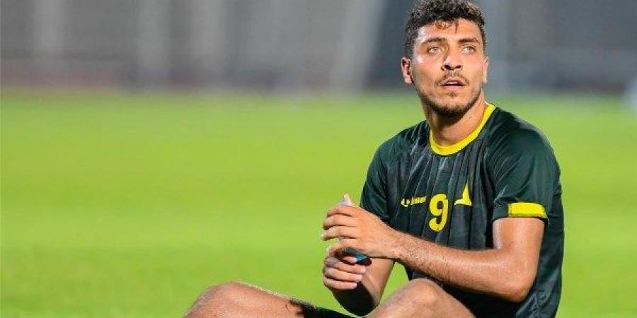 الزمالك يسعى لحسم صفقة شريف في يناير.. واللاعب ينتظر موقف الأهلي