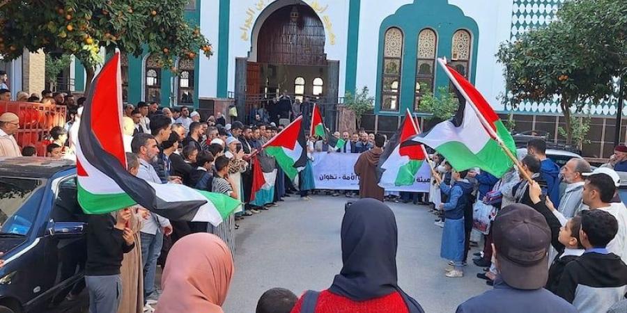 مائة
      وقفة
      بالمغرب
      تؤازر
      فلسطين