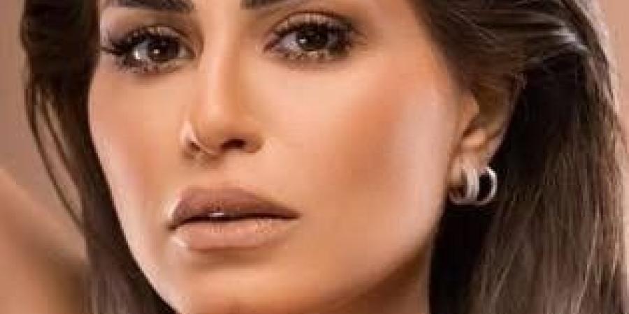 خاص|
      الفنانة
      منه
      فضالي
      لـ«خلجيون
      نيوز»:
      "مبسوطة
      بتكريمي"..
      وشخصيتي
      في
      «سيد
      الناس»
      مفاجأة