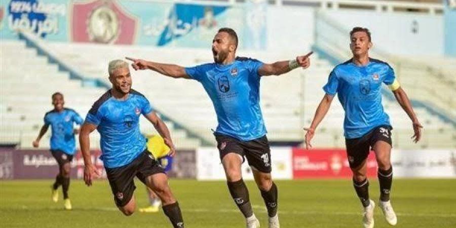 شاهد..
      بث
      مباشر
      لمباراة
      غزل
      المحلة
      وزد
      في
      كأس
      الرابطة
      المصرية