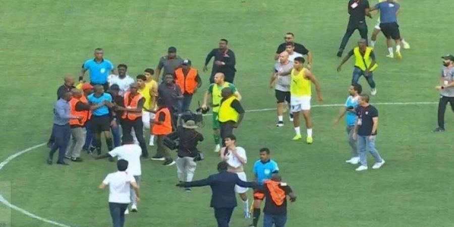 أول
      تحرك
      من
      الاتحاد
      التونسي
      بعد
      أحداث
      العنف
      بمباراة
      الصفاقسي
      وسيمبا
      التنزاني