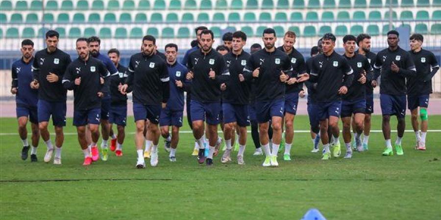 المصري
      يختتم
      تدريباته
      لمواجهة
      حرس
      الحدود
      في
      الدوري
      غدا