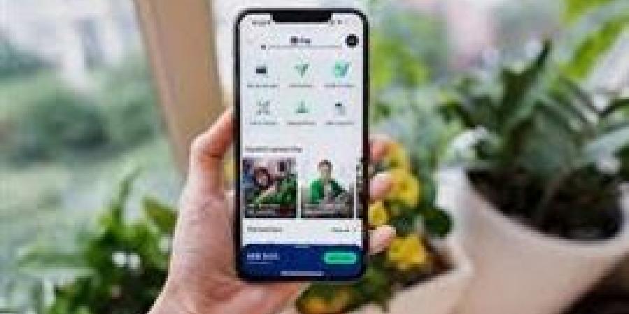 منصّة
      "Careem
      Pay"
      تطلق
      خدمة
      التحويلات
      الفورية
      برسوم
      منخفضة
      إلى
      لبنان