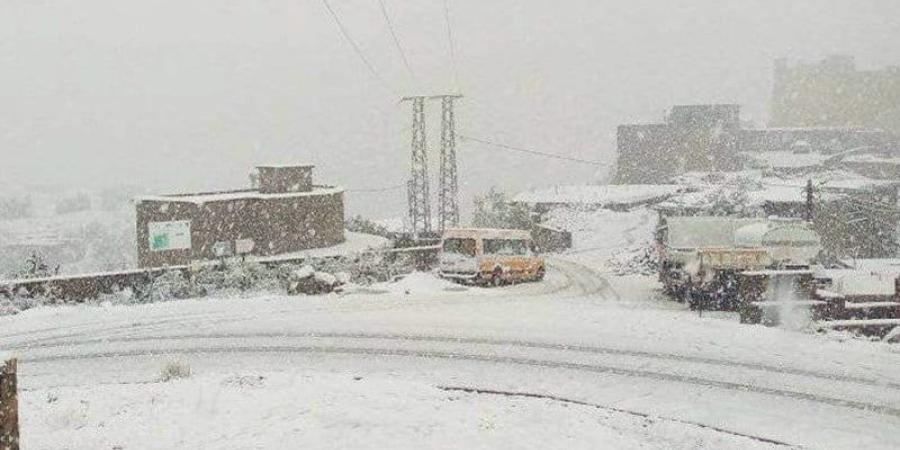 نشرة
      إنذارية:
      تساقطات
      ثلجية
      بالمغرب