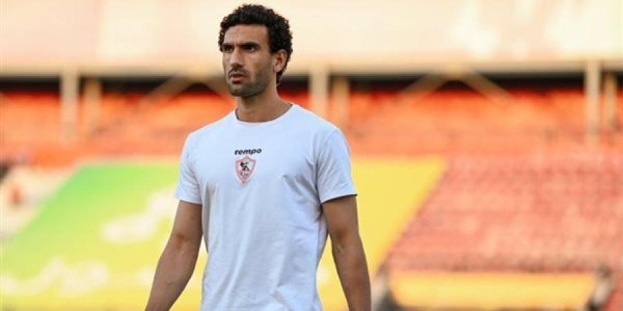 جروس
      يجتمع
      بمحمد
      عواد
      على
      هامش
      مران
      الزمالك