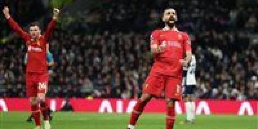 محمد
      صلاح
      يسجل
      ويصنع
      في
      فوز
      ليفربول
      على
      توتنهام
      هوتسبير
      (3/6)
      في
      الدوري
      الإنجليزي
      الممتاز