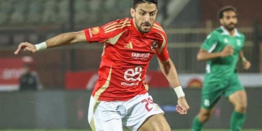 الدوري
      الممتاز|
      طاهر
      محمد
      طاهر
      يغيب
      عن
      الأهلي
      أمام
      المصري