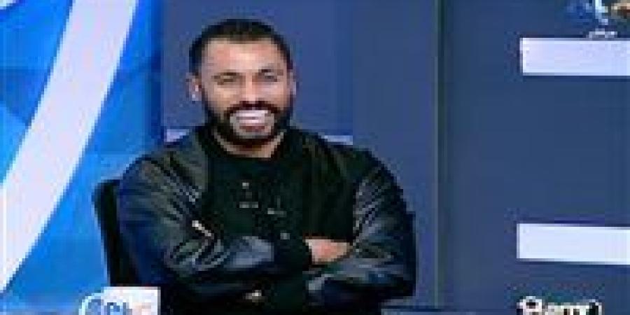 حسام
      عاشور:
      مانويل
      جوزيه
      هو
      من
      صنع
      اسم
      حسام
      عاشور..
      وأبو
      تريكة
      وبركات
      كانوا
      بيخافوا
      منه