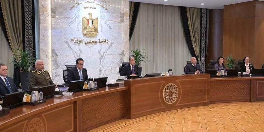 مدبولى:
      38.7
      مليار
      دولار
      إجمالي
      ما
      تم
      سداده
      من
      الديون
      خلال
      2024