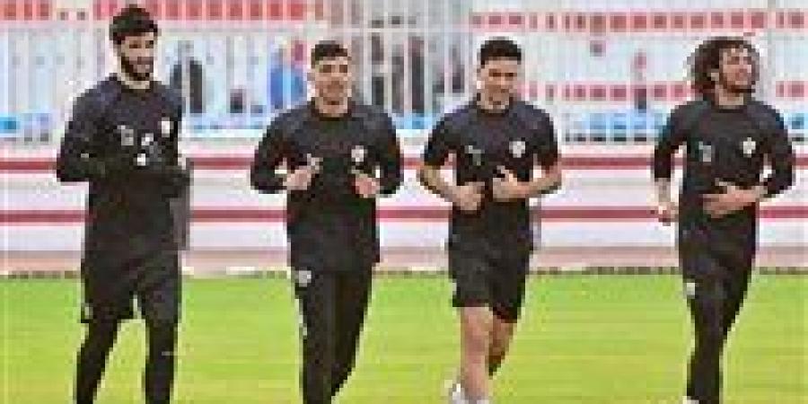 رباعي
      حراس
      الزمالك
      يخوض
      تدريبات
      قوية
      على
      هامش
      مران
      اليوم
      استعدادًا
      للاتحاد