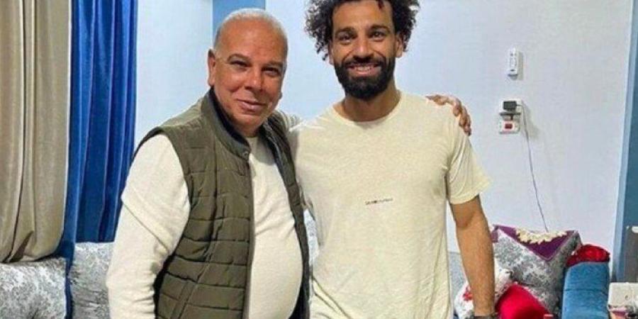 والد
      صلاح
      يعلق
      على
      فيديو
      المتداول
      بشأن
      انتقال
      "مو"
      للهلال
      السعودي