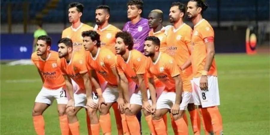 شاهد..
      بث
      مباشر
      لمباراة
      فاركو
      والترسانة
      في
      كأس
      مصر